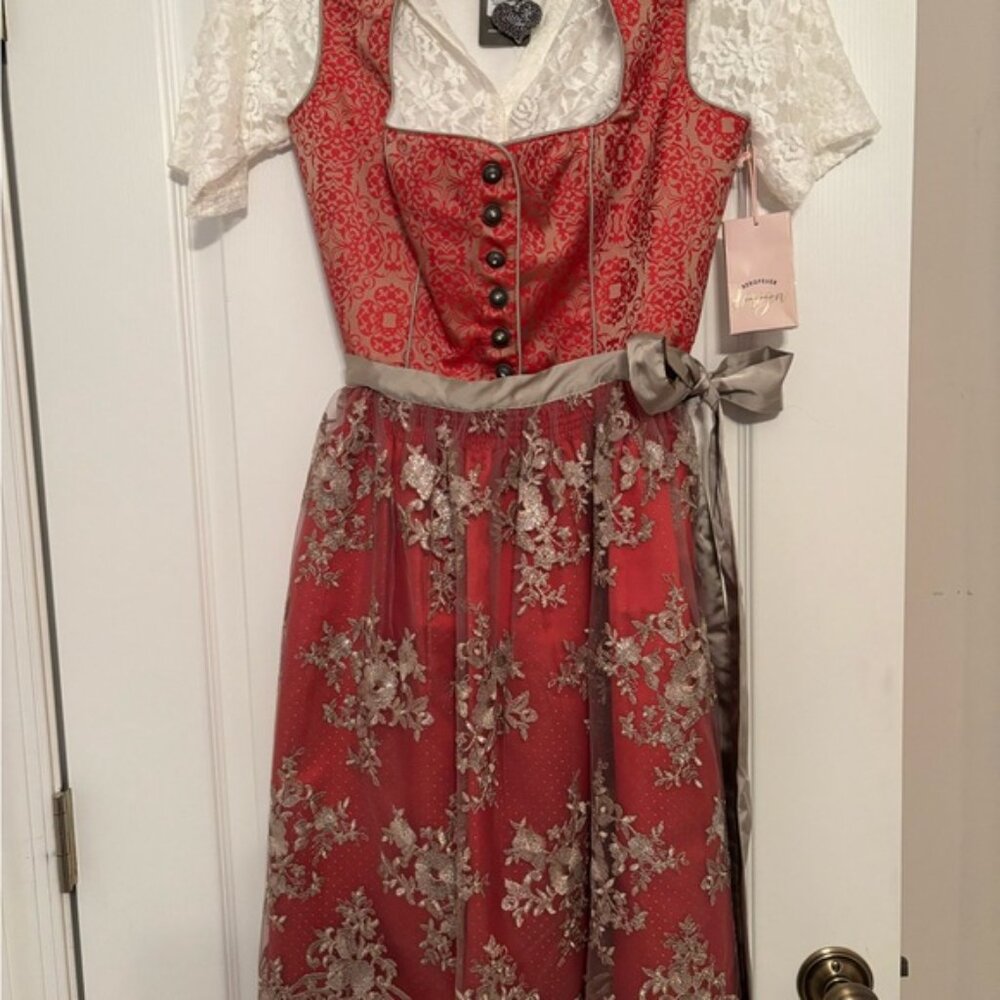 Red Bergfeuer Stockerpoint Dirndl - Picture 2 of 13